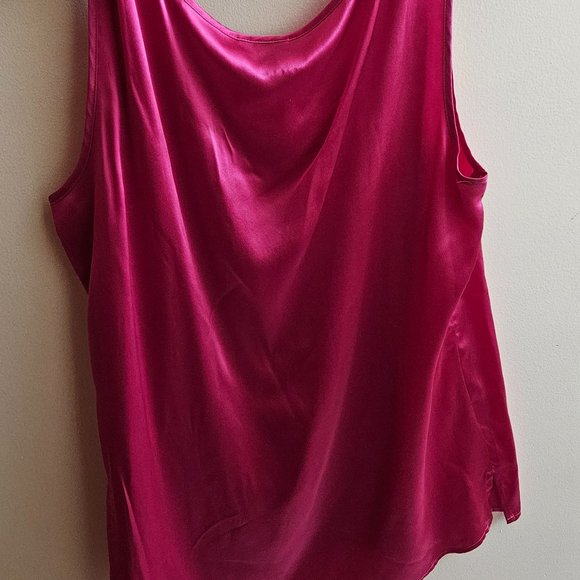 L 100% Silk Pink Tank Top - Picture 2 of 3